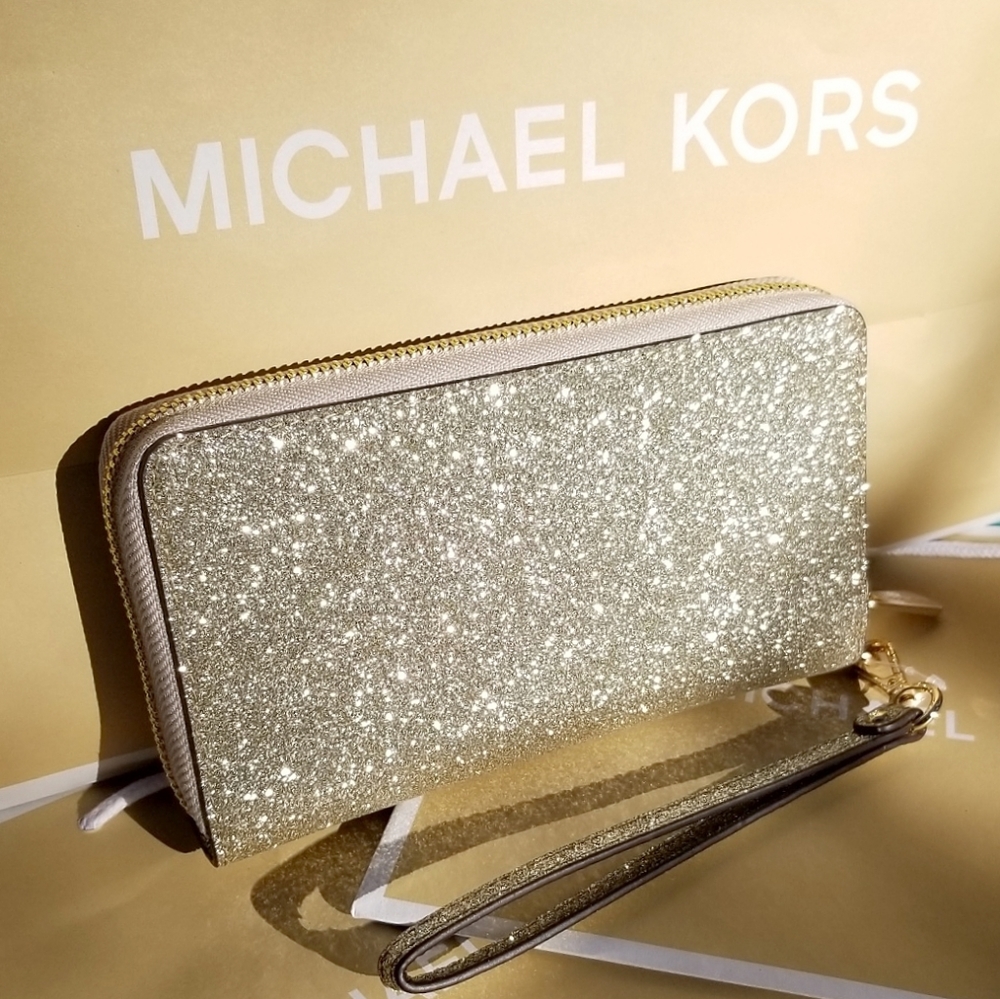 🔥LAST 1🔥NWT MK GLITTER LEATHER WRISLET WALLET - Picture 2 of 8